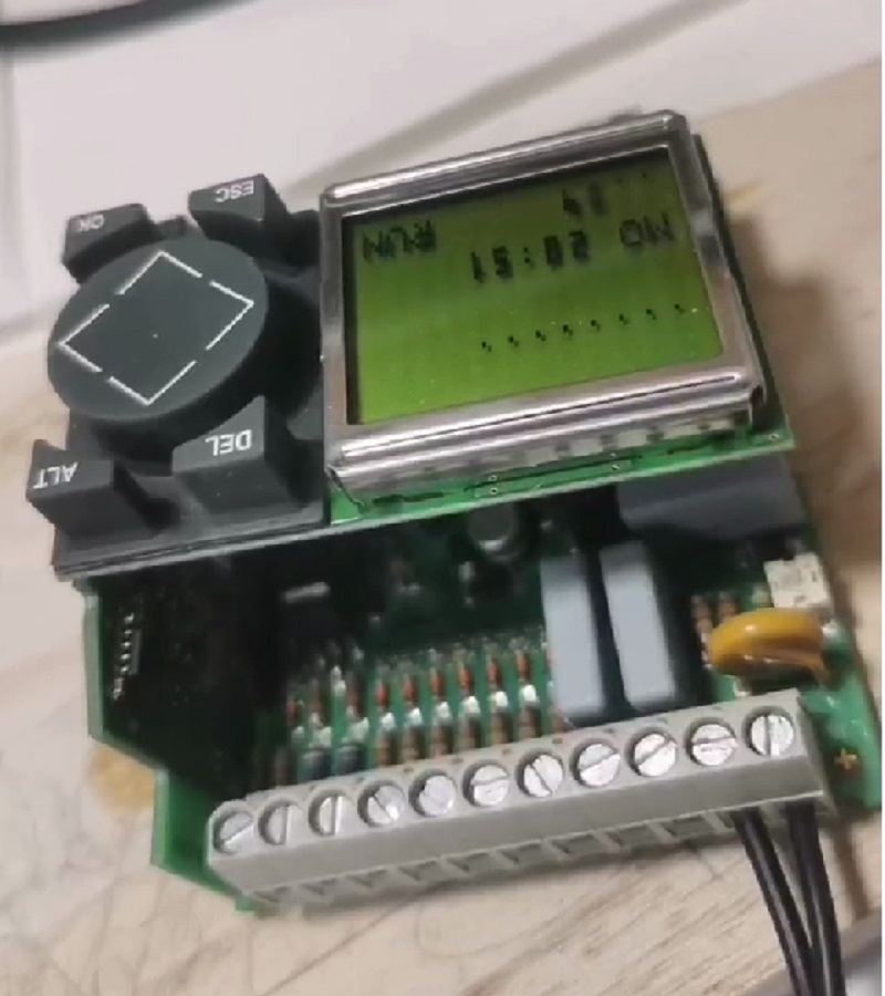 山東 煙臺(tái) 德國伊頓穆勒 PLC  easy512-AC-RC 維修 上電屏幕不亮 沒顯示 沒有輸出 故障